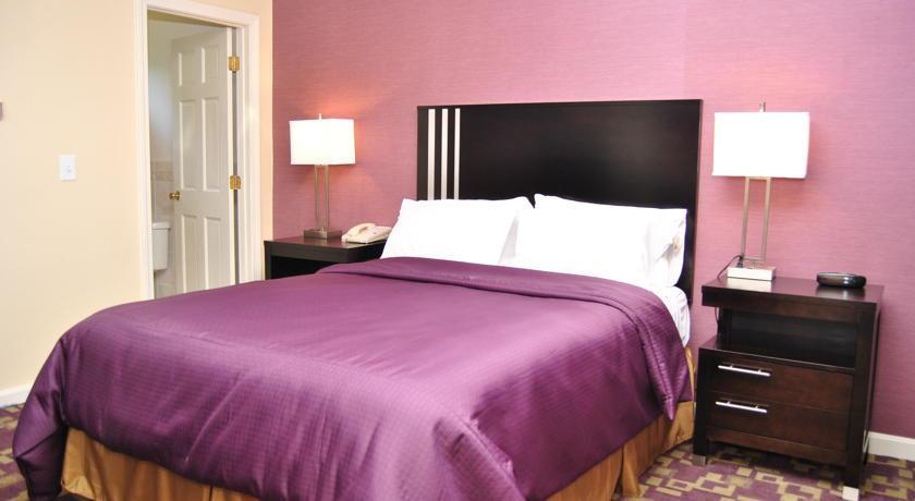 Americas Best Value Inn Providence-North Scituate Zimmer foto